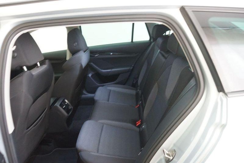 Skoda Octavia Octavia 2.0 TDI EVO SCR 150 CV DSG Wagon Executive