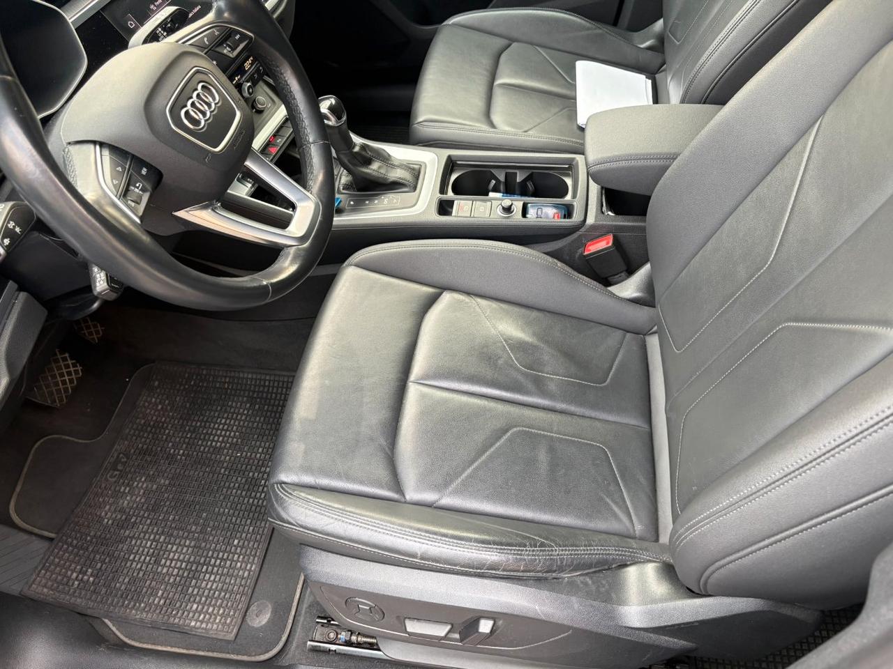 Audi Q3 Sportback 35 2.0 tdi S line edition s-tronic