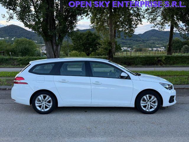 PEUGEOT 308 PureTech Turbo 110 CV SW Style LED NAVI PDC