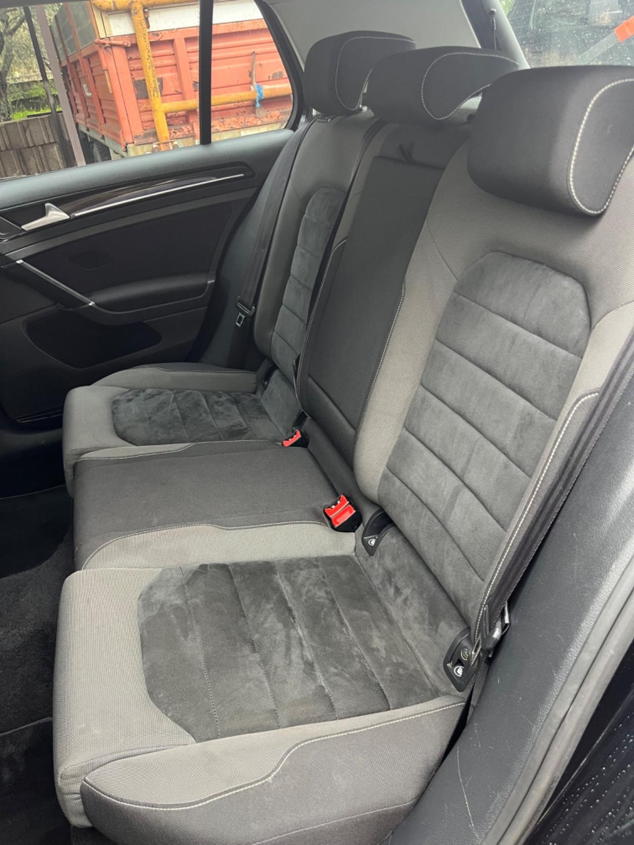 Volkswagen Golf 2.0 TDI DSG 5p. Highline BlueMotion Technology
