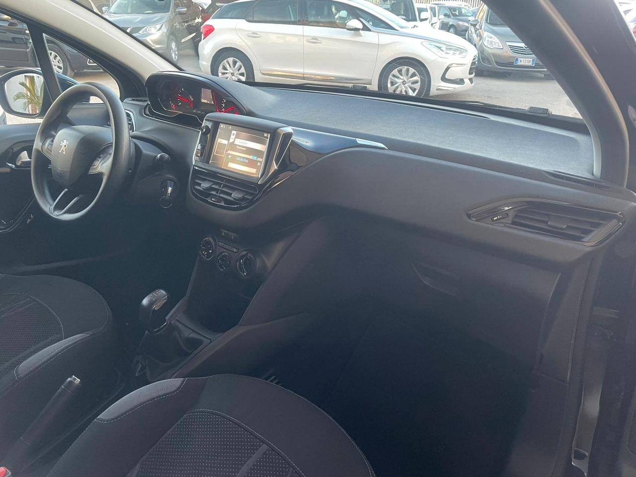 Peugeot 208 1.4 HDi 68 CV 5 porte Allure