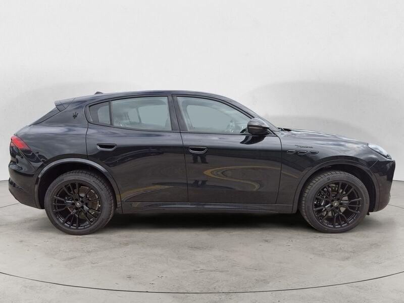 Maserati Grecale 2.0 mhev Modena 330cv auto