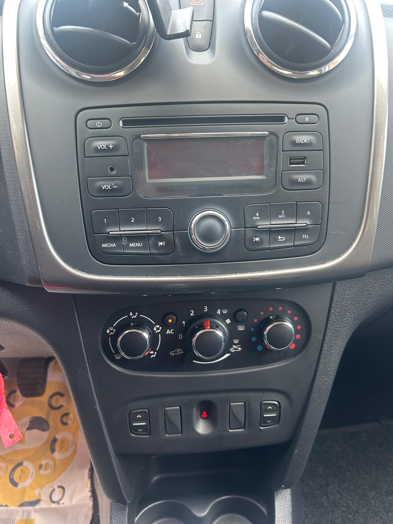 Dacia Sandero 1.5 dCi 8V 75CV Ambiance