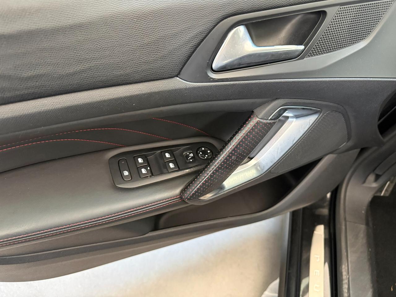 Peugeot 308 BlueHDi 120 S&S SW GT Line