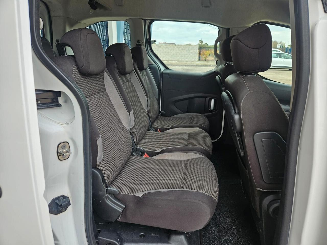 Peugeot Partner Tepee 1.6 HDi 92CV Active - 7POSTI