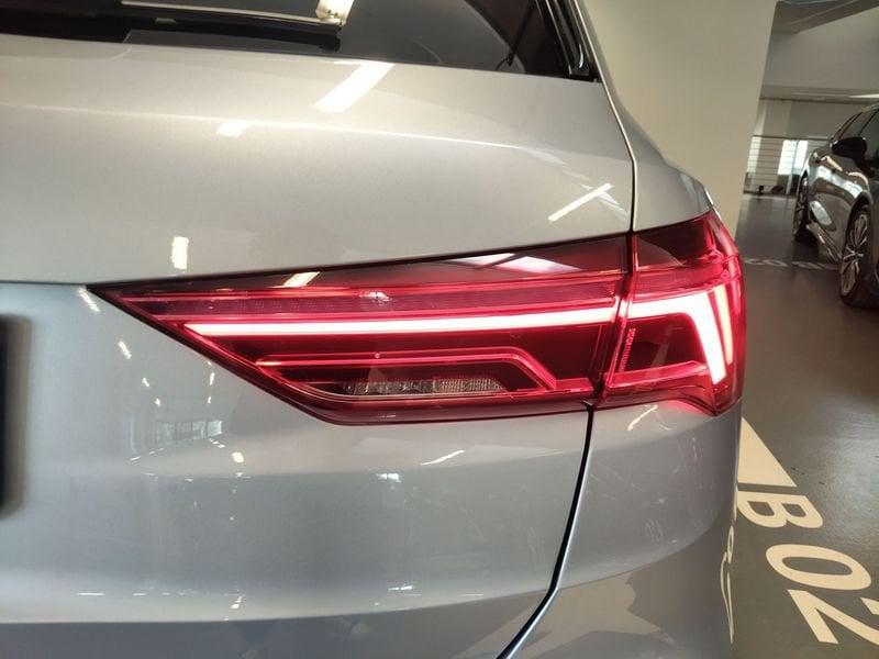 Audi Q3 Q3 35 2.0 tdi Business Advanced s-tronic