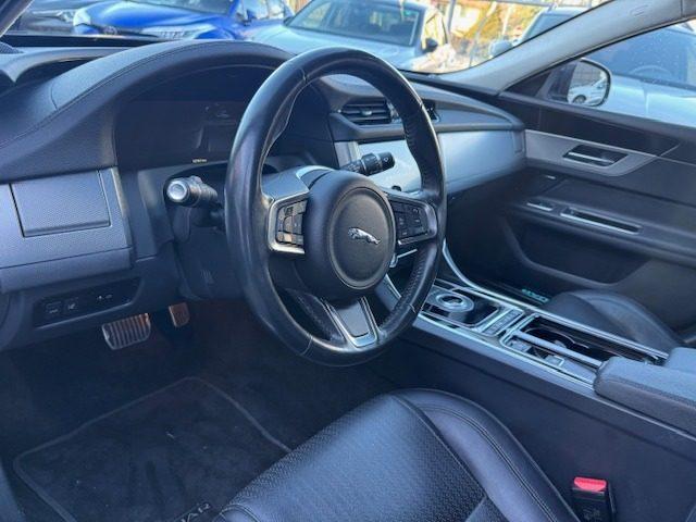 JAGUAR XF 2.0 D 180 CV aut. Prestige