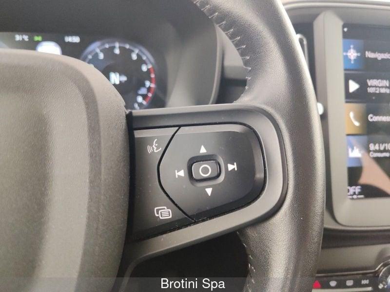 Volvo XC40 T2 Momentum Core