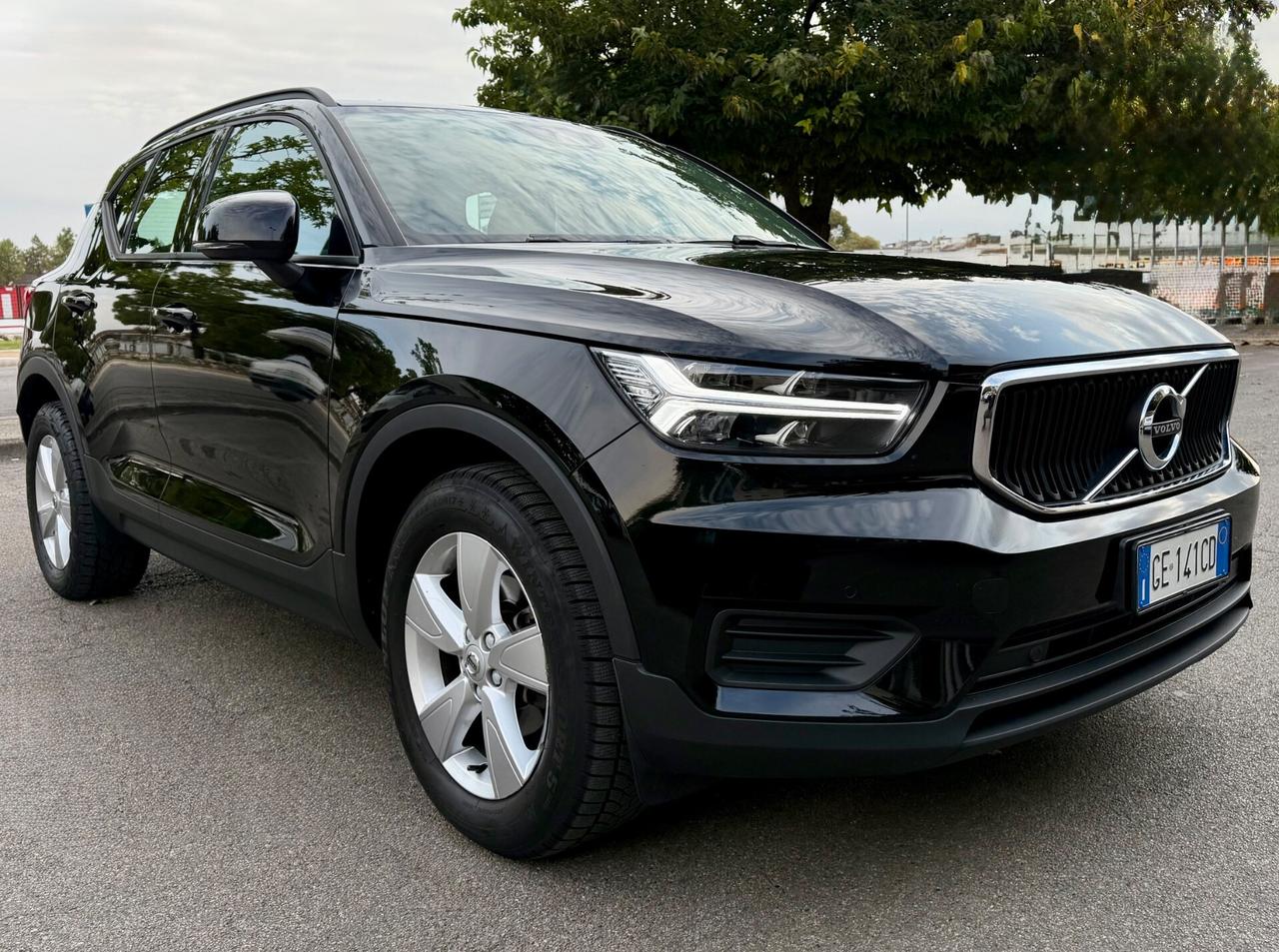 Volvo XC40 2.0 d3 150CV Momentum Geartronic
