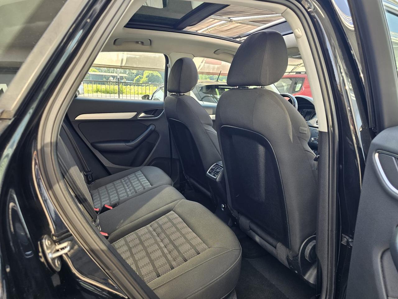 Audi Q3 2.0 TDI 150 CV quattro Sport