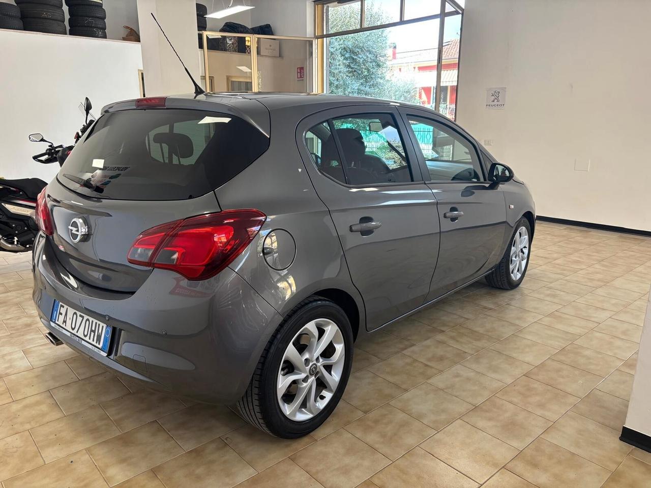 OPEL CORSA ANNO 2015 DS 1.3 ADATTA NEOPATENTATI KM 140 MILA