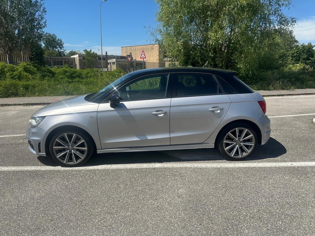 Audi A1 1.6 TDI S line edition plus