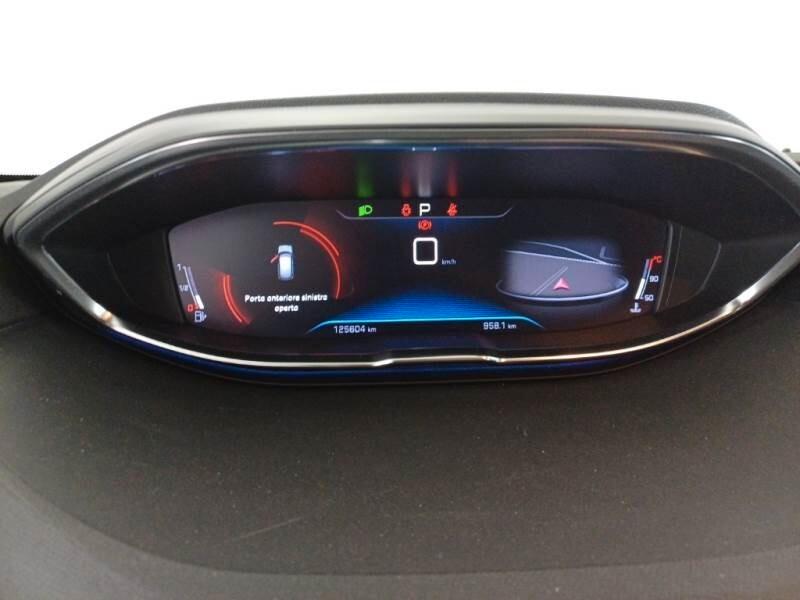 Peugeot 3008 BlueHDi 130 S&S EAT8 Business