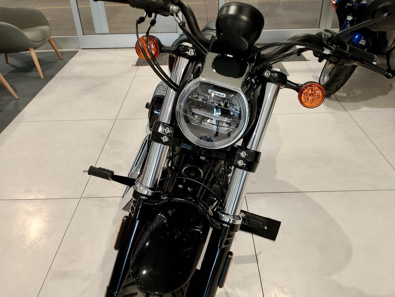 Swm Stormbreaker V1200