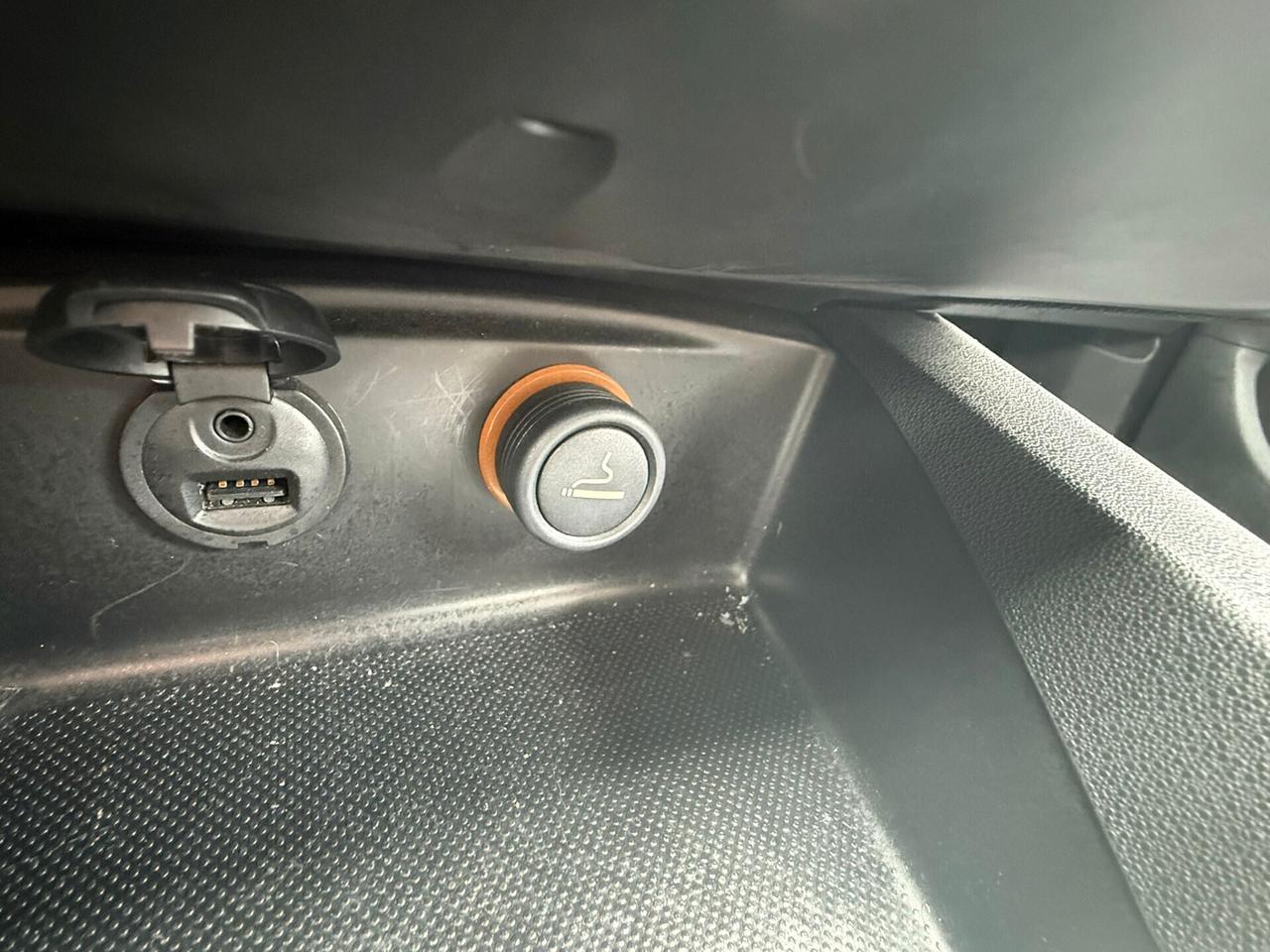 Citroen C4 1.6 vti 120 CV 5P