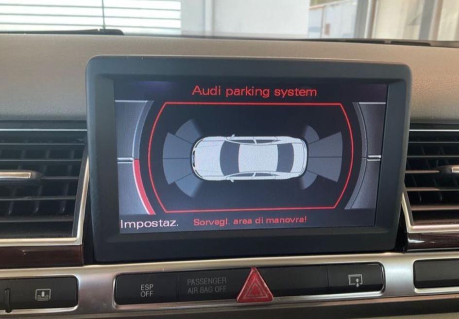 Audi A8 4.2 V8 quattro tiptronic