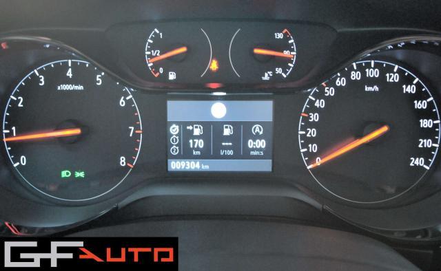 Opel Corsa Corsa 1.2 Edition s ** SOLO 9.000 KM **