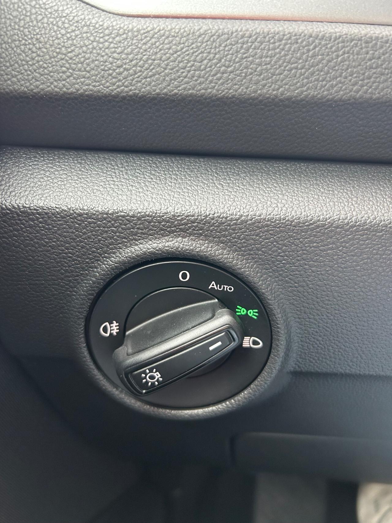 Volkswagen T-Roc 2.0 TDI SCR R-Line 2022