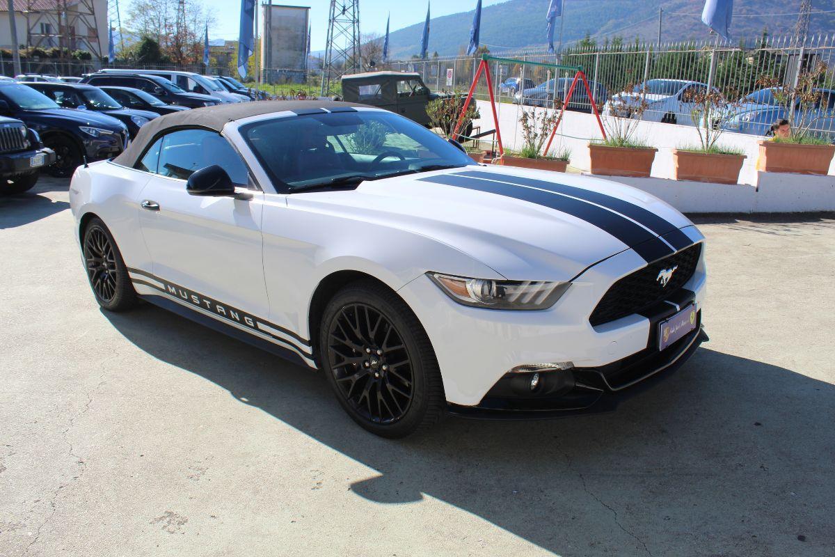 FORD - Mustang - Convertible 2.3 EcoBoost aut. Bullitt