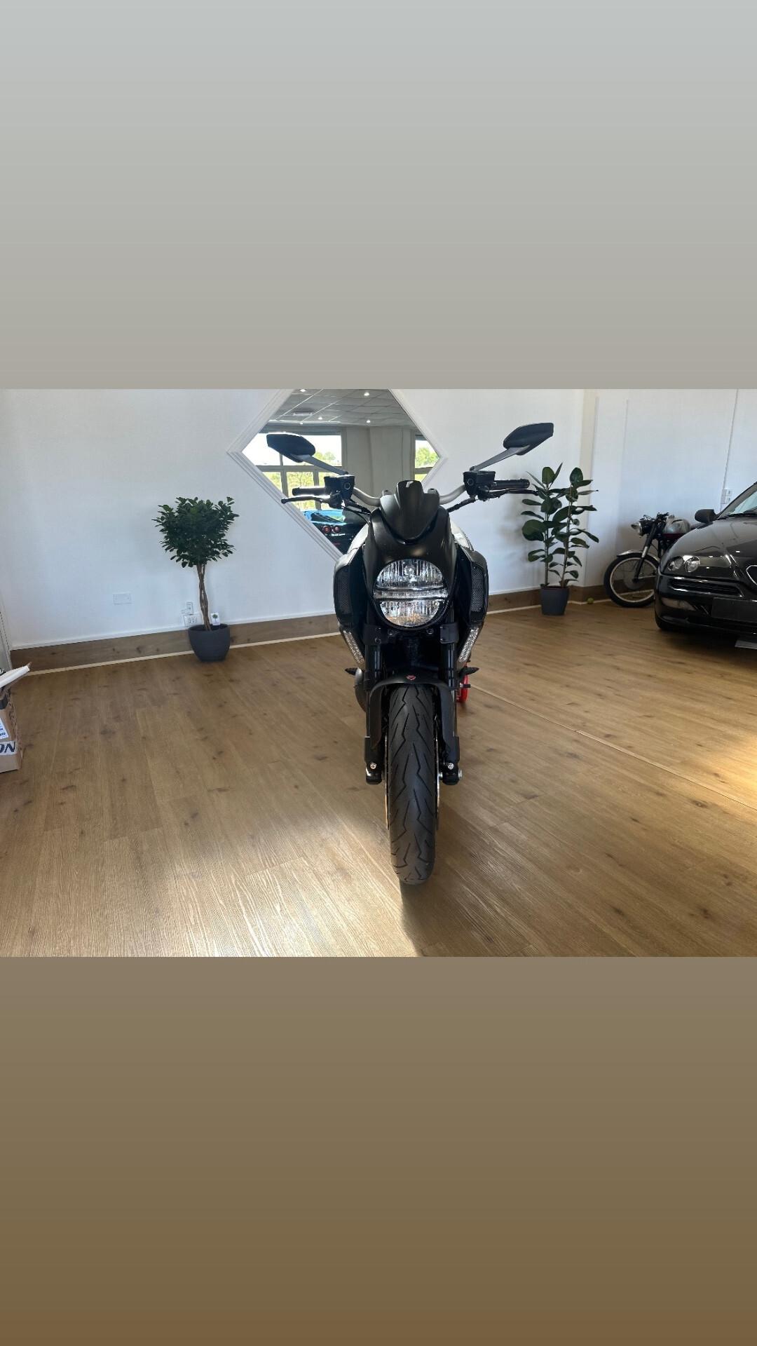 Ducati Diavel Amg edition 0/254