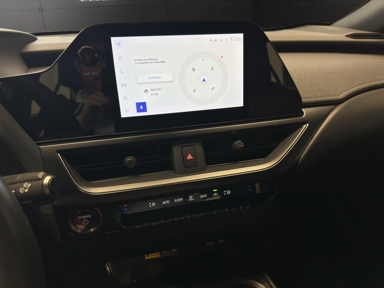 Lexus UX 250h 2.0 Urban 2wd cvt