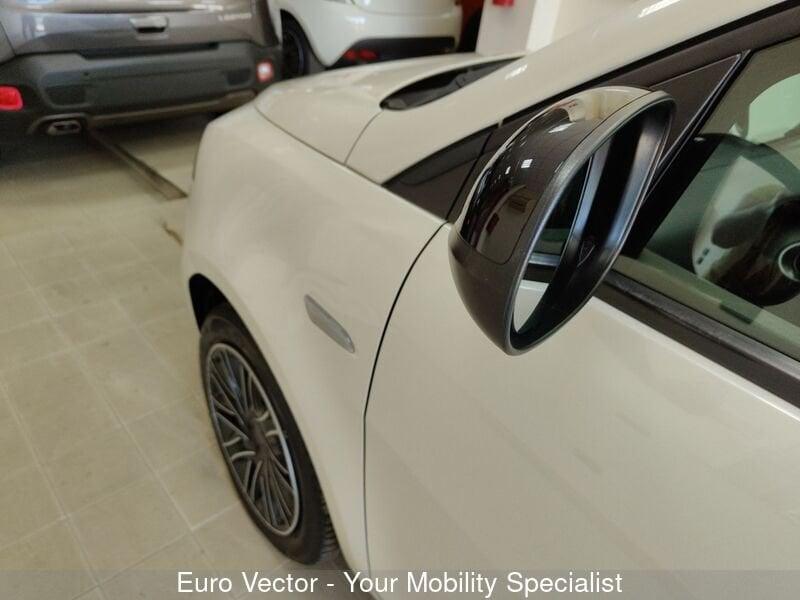 Lancia Ypsilon 1.2 69 CV 5 porte Gold