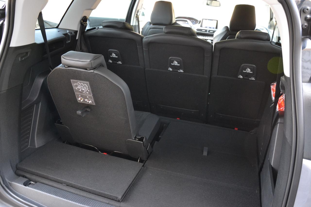 Peugeot 5008 1.5 HDi 130CV CROSSWAY **DISTRIBUZIONE NUOVA**7P