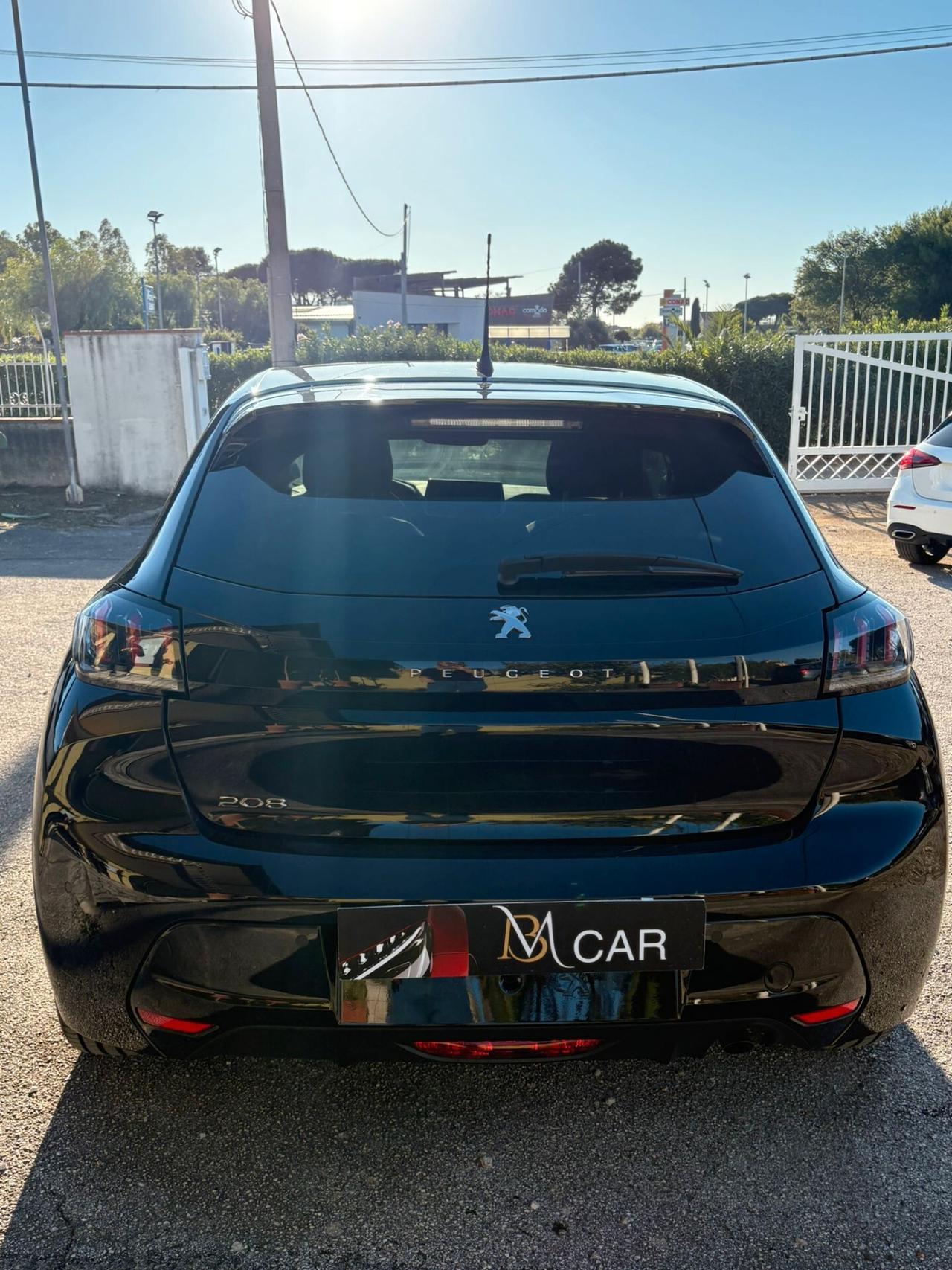 Peugeot 208 PureTech 1.2 LIKE 100