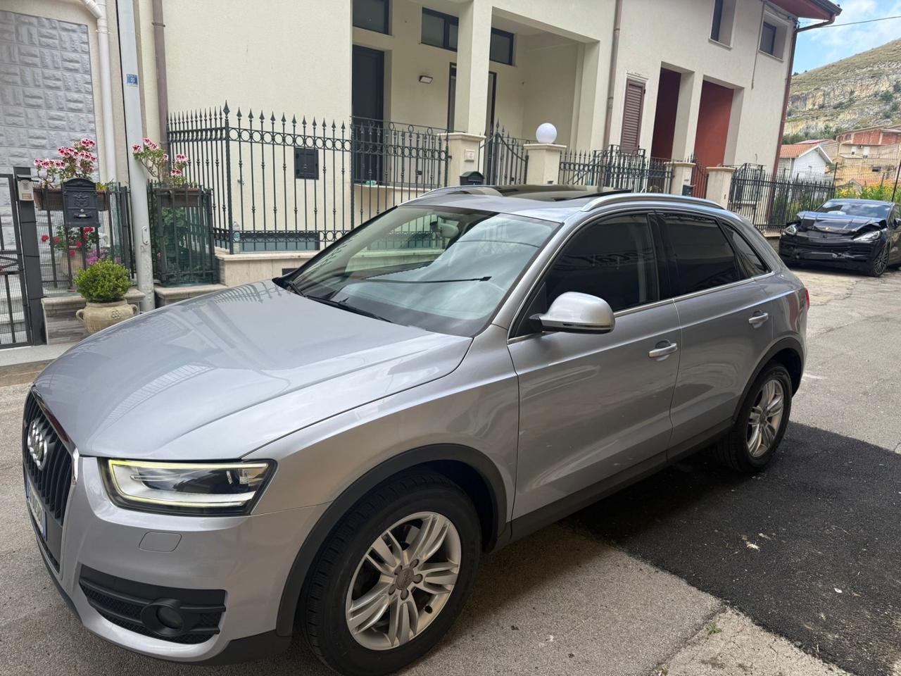 Audi Q3 2.0 TDI Advanced 140 cv