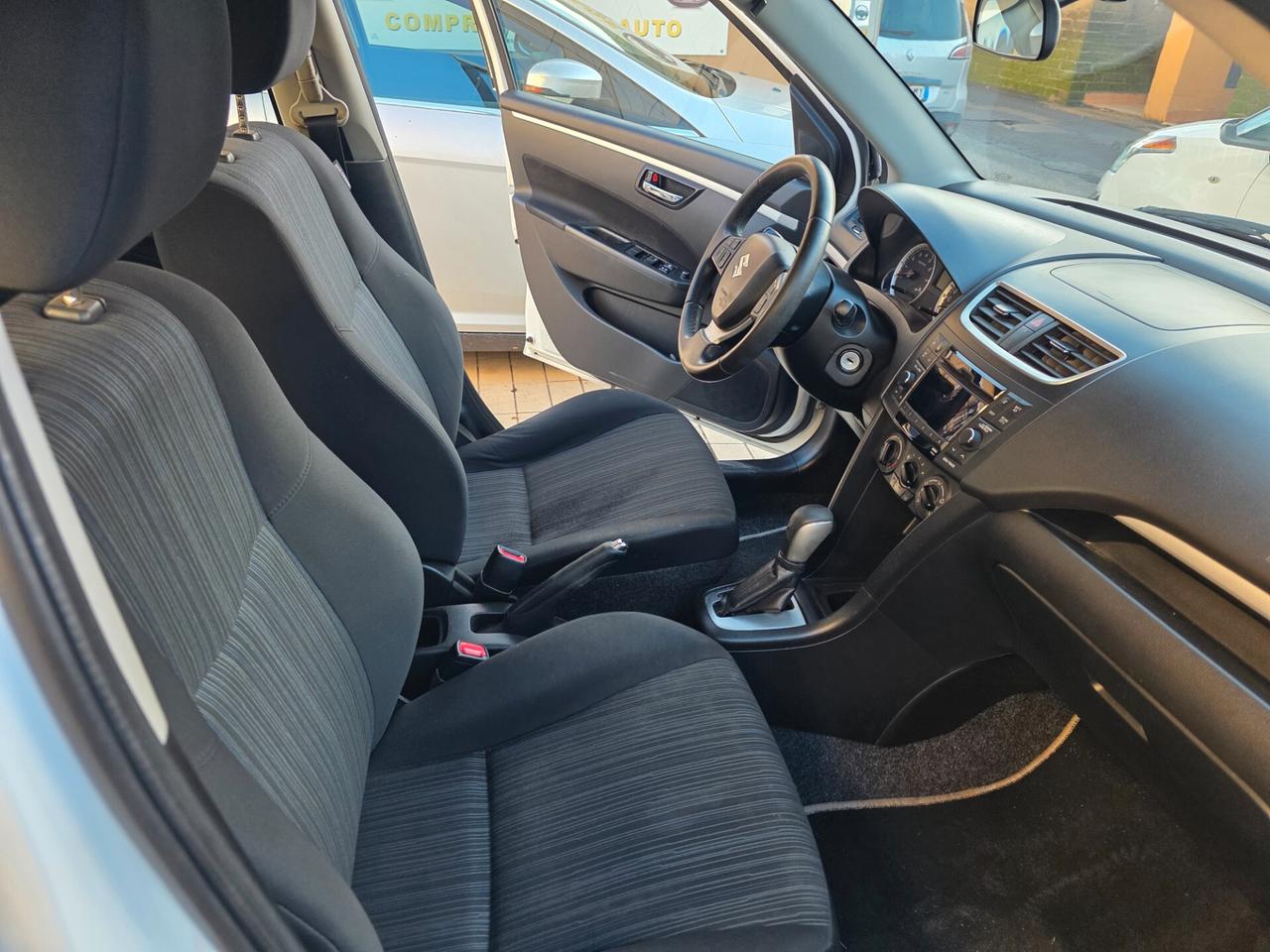 Suzuki Swift 1.2 VVT 5 porte B-Cool A/T