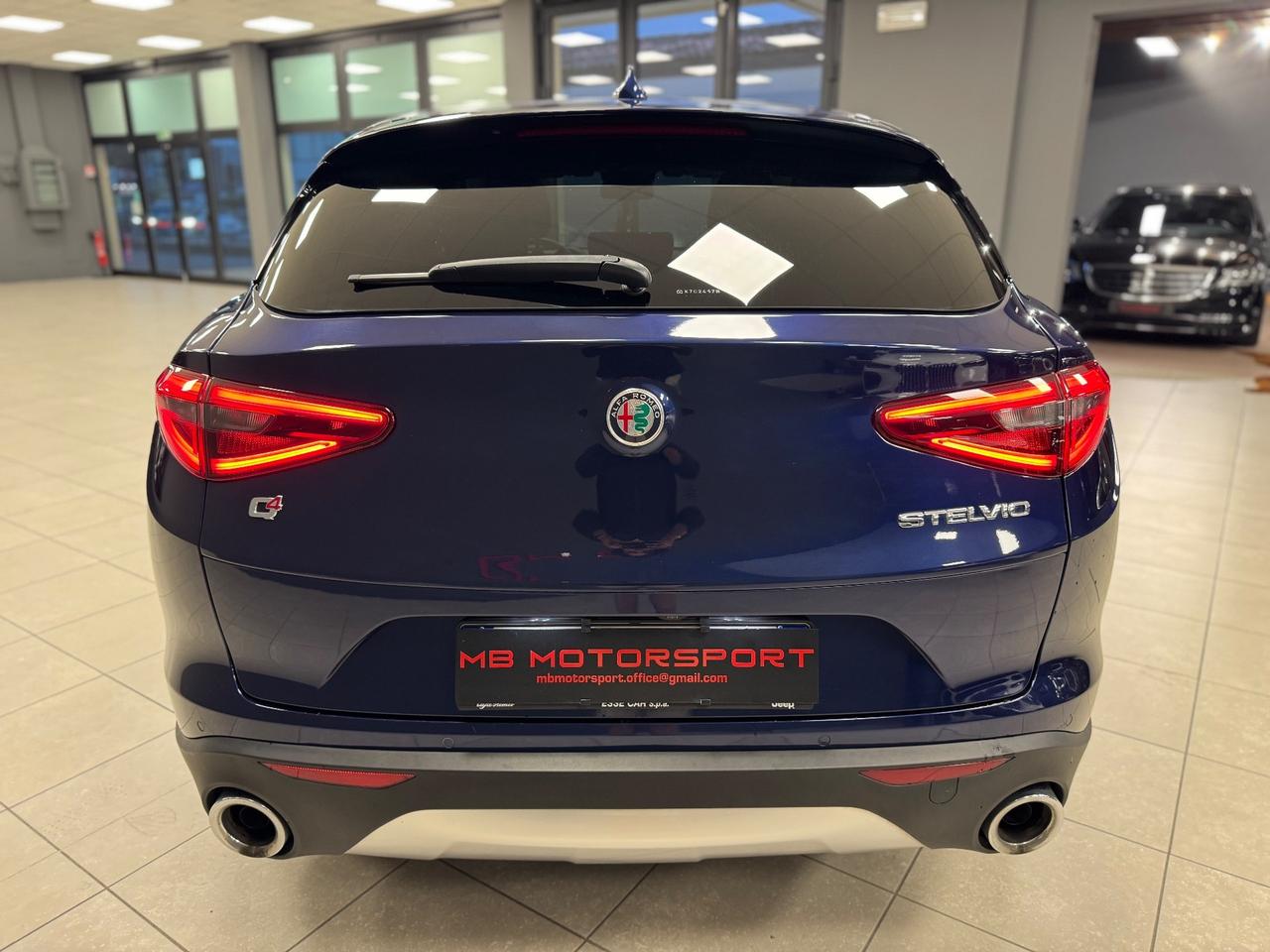 Alfa Romeo Stelvio 2.2 Turbodiesel 210 CV AT8 Q4 Super