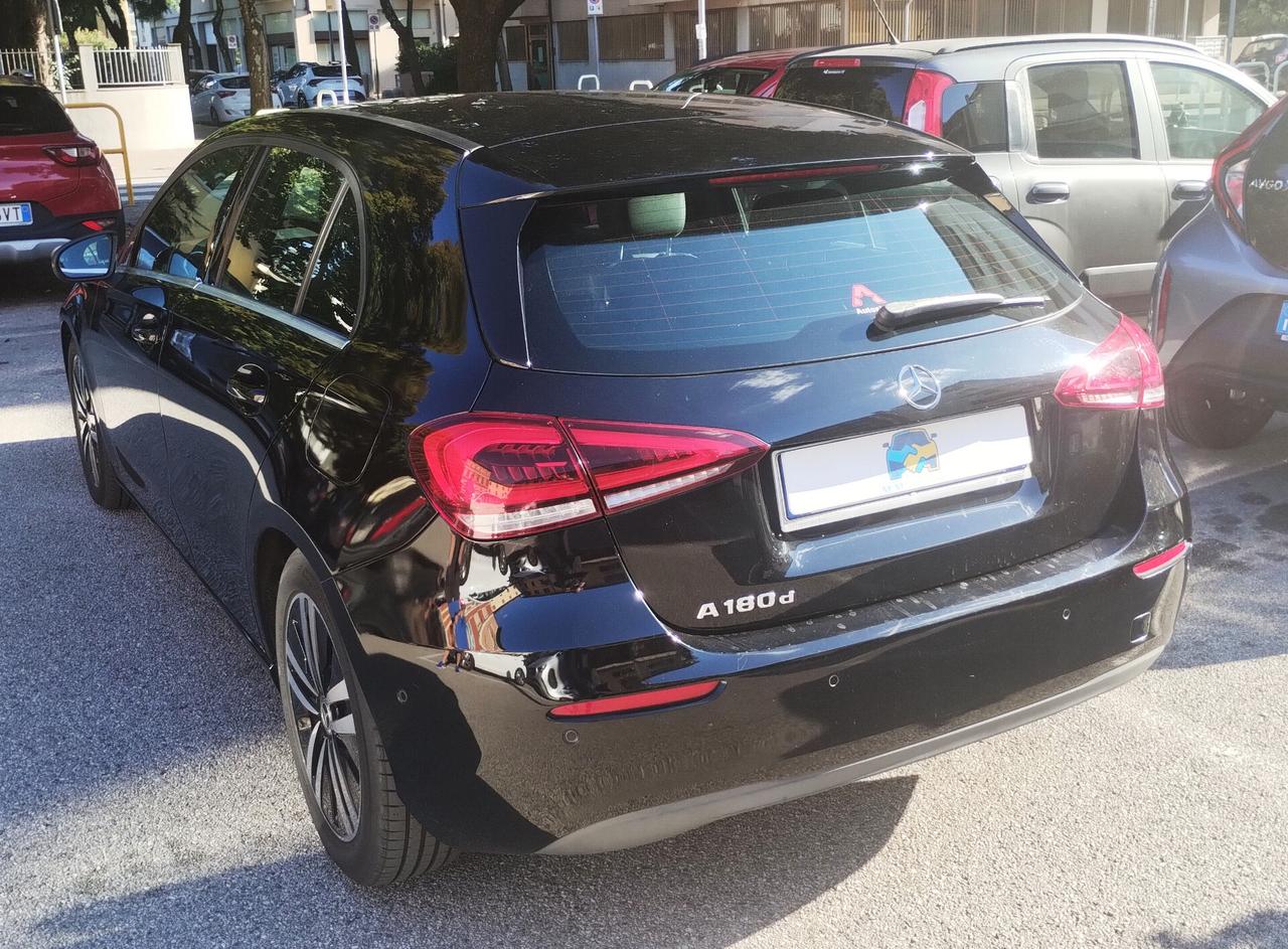 Mercedes-benz A 180 d Automatic Business