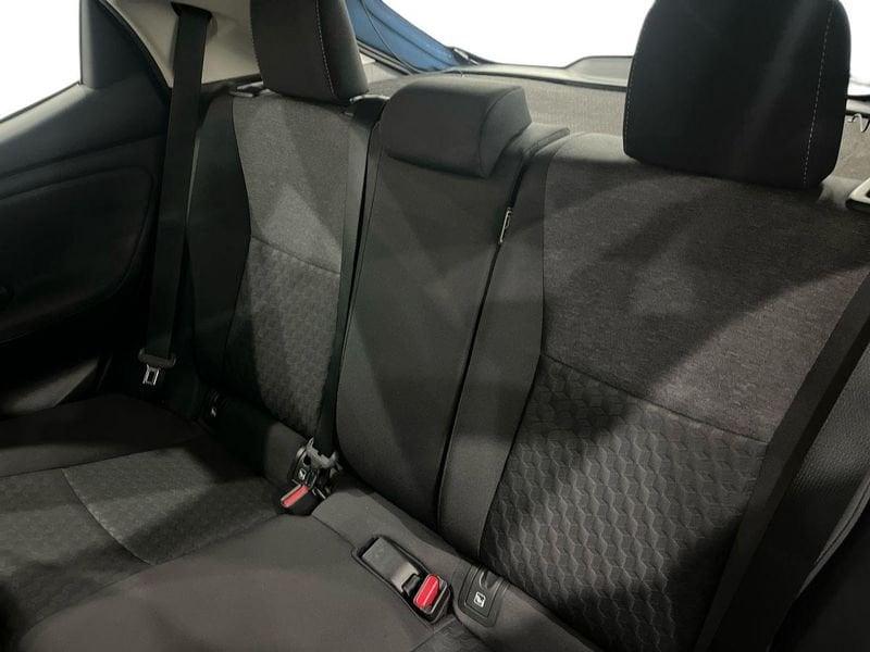 Toyota Yaris Yaris 1.5h Trend IVA ESPOSTA