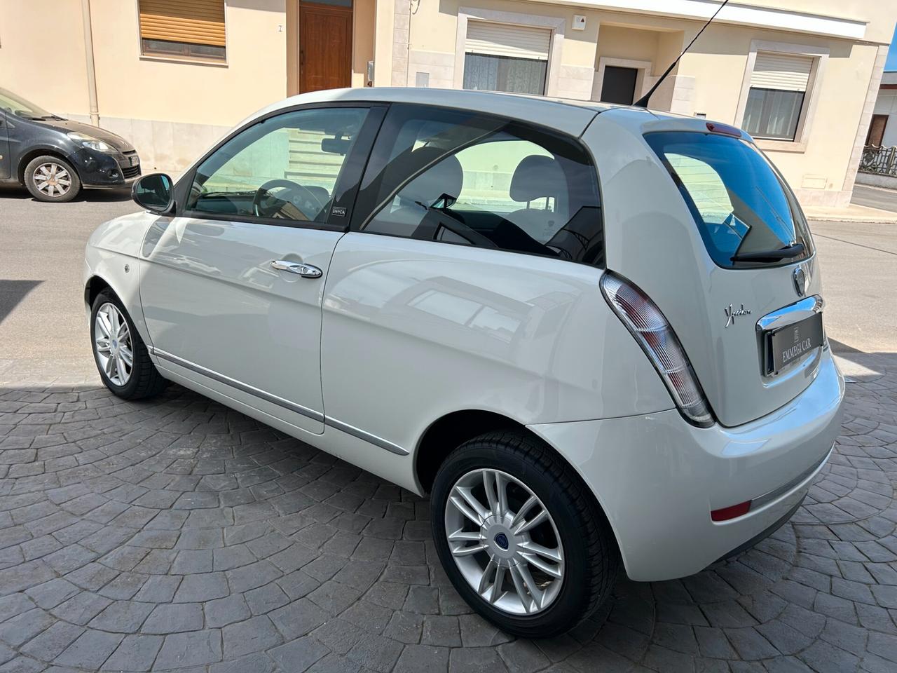 Lancia Ypsilon 1.2 51Kw UNYCA Km86.000-2012