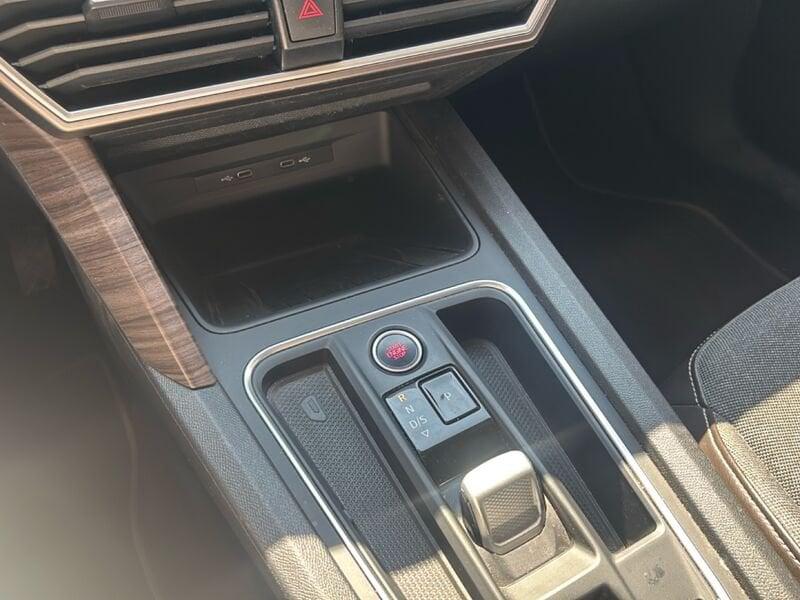 SEAT Leon 1.5 eTSI 150cv XCELLENCE DSG