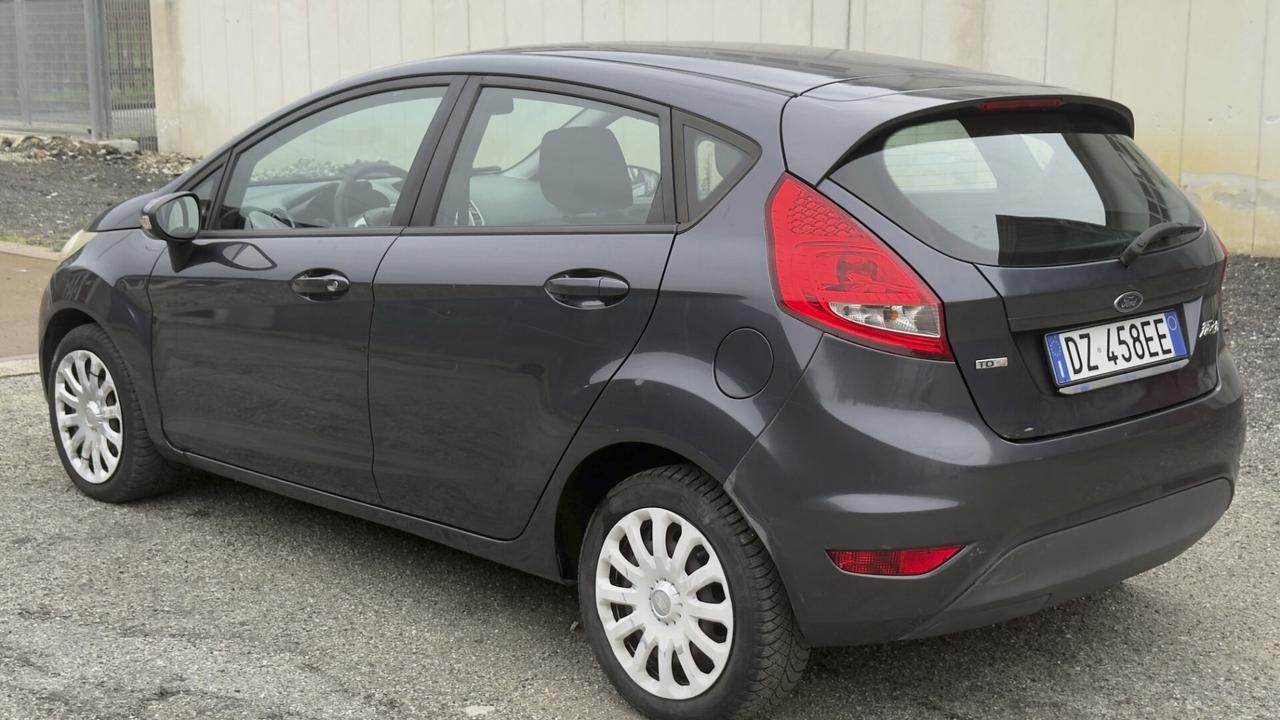 Ford Fiesta Fiesta+ 1.4 TDCi 68CV 5 porte