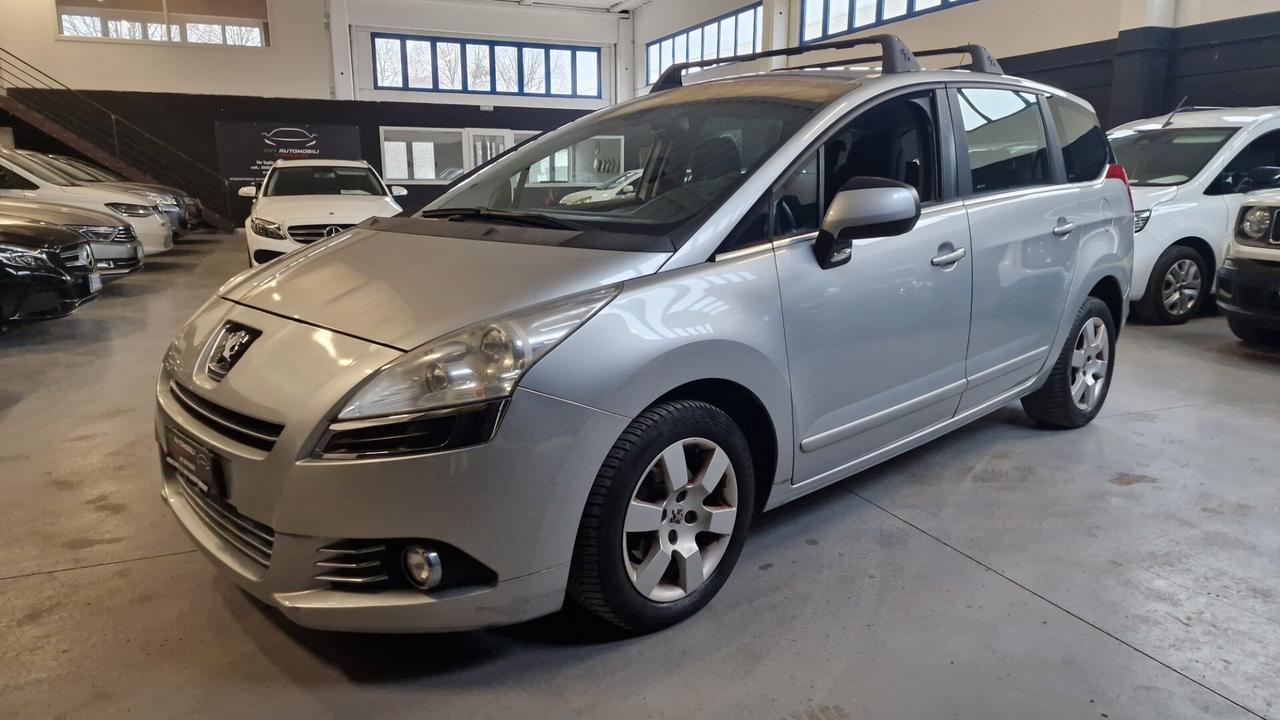 Peugeot 5008 1.6 HDi 112CV Allure