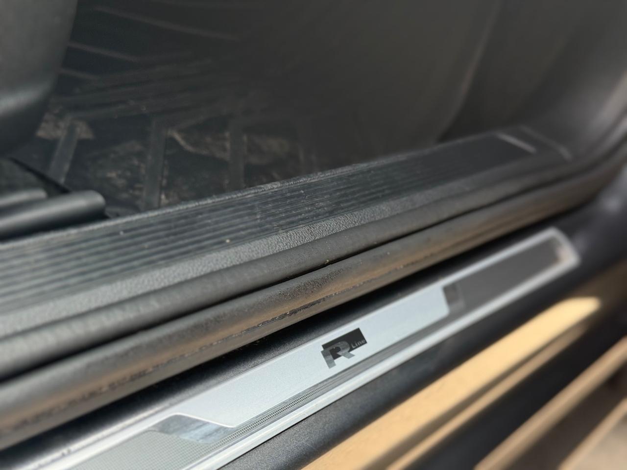 Volkswagen T-Roc 1.5 TSI ACT DSG R-LINE Business BlueMotion Technology