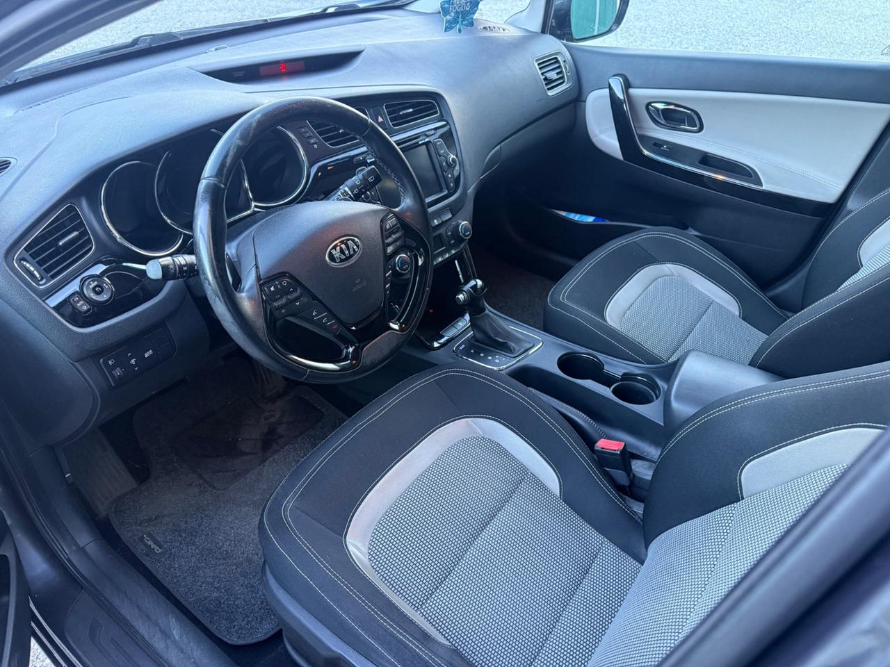 Kia Ceed cee'd 1.6 CRDi 128 CV aut. SW Platinum