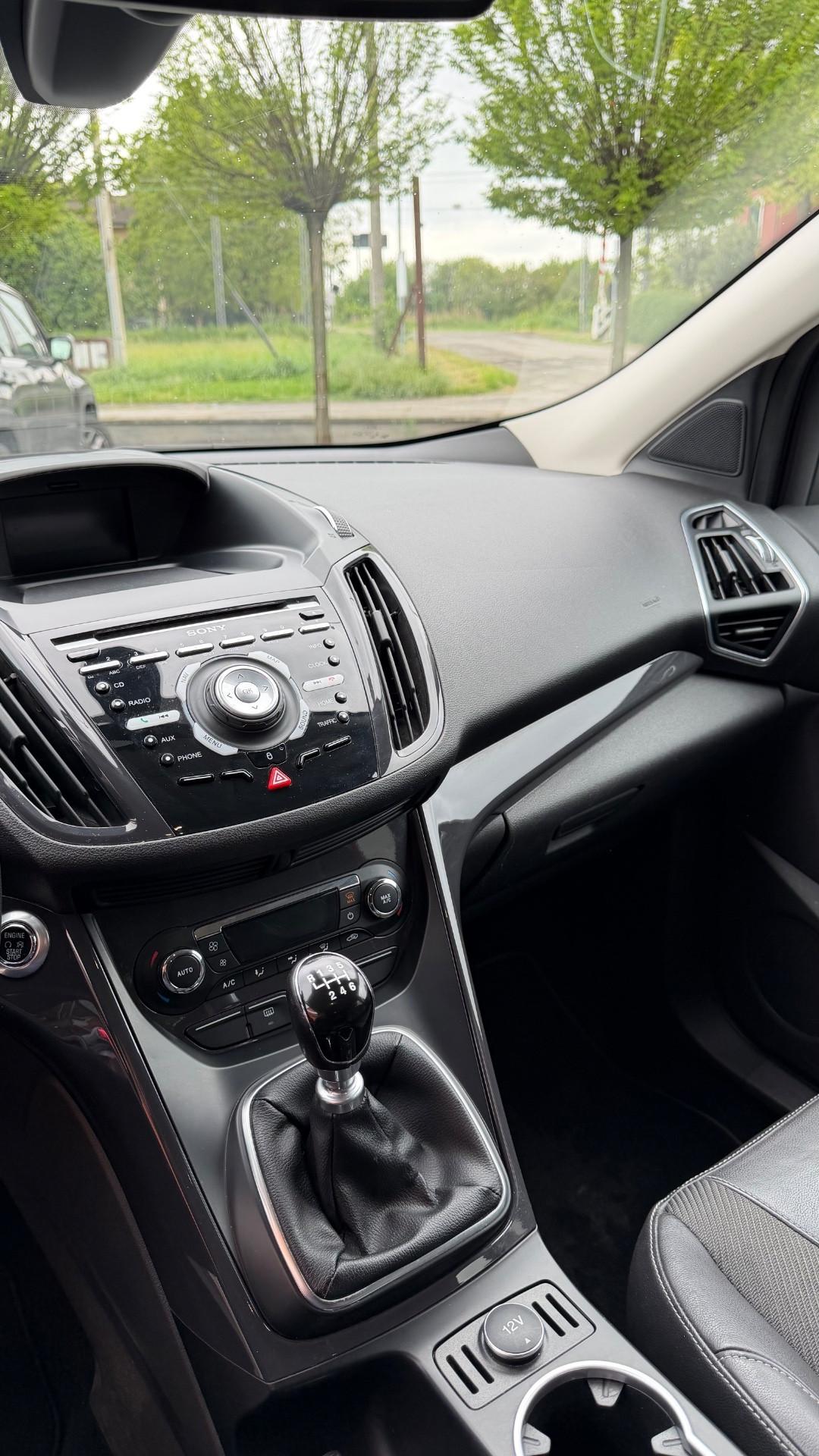 Ford Kuga 2.0 TDCI 120 CV S&S 2WD Titanium