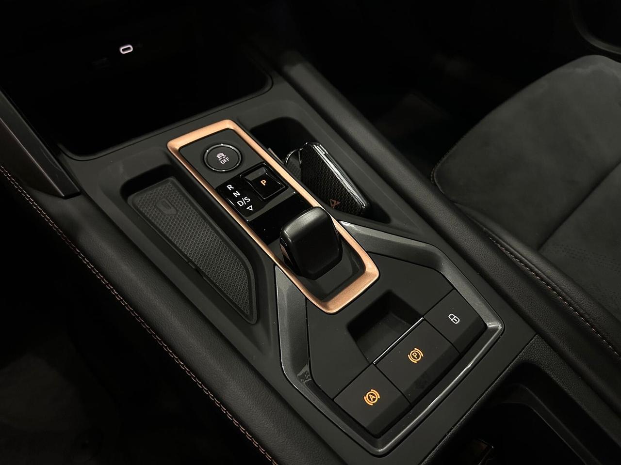 Cupra Leon 1.5 Hybrid 150 CV DSG