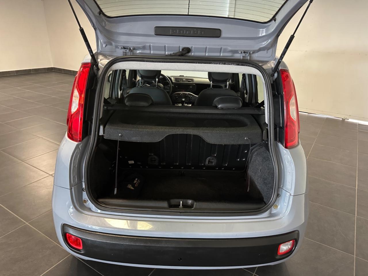FIAT PANDA LOUNGE 1.2 NEOPATENTATI 69CV P.CONSEGNA