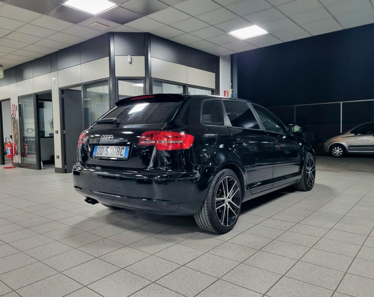 AUDI A3 SPB 1.9 TDI 105CV ATTRACTION NEOPATENTATI