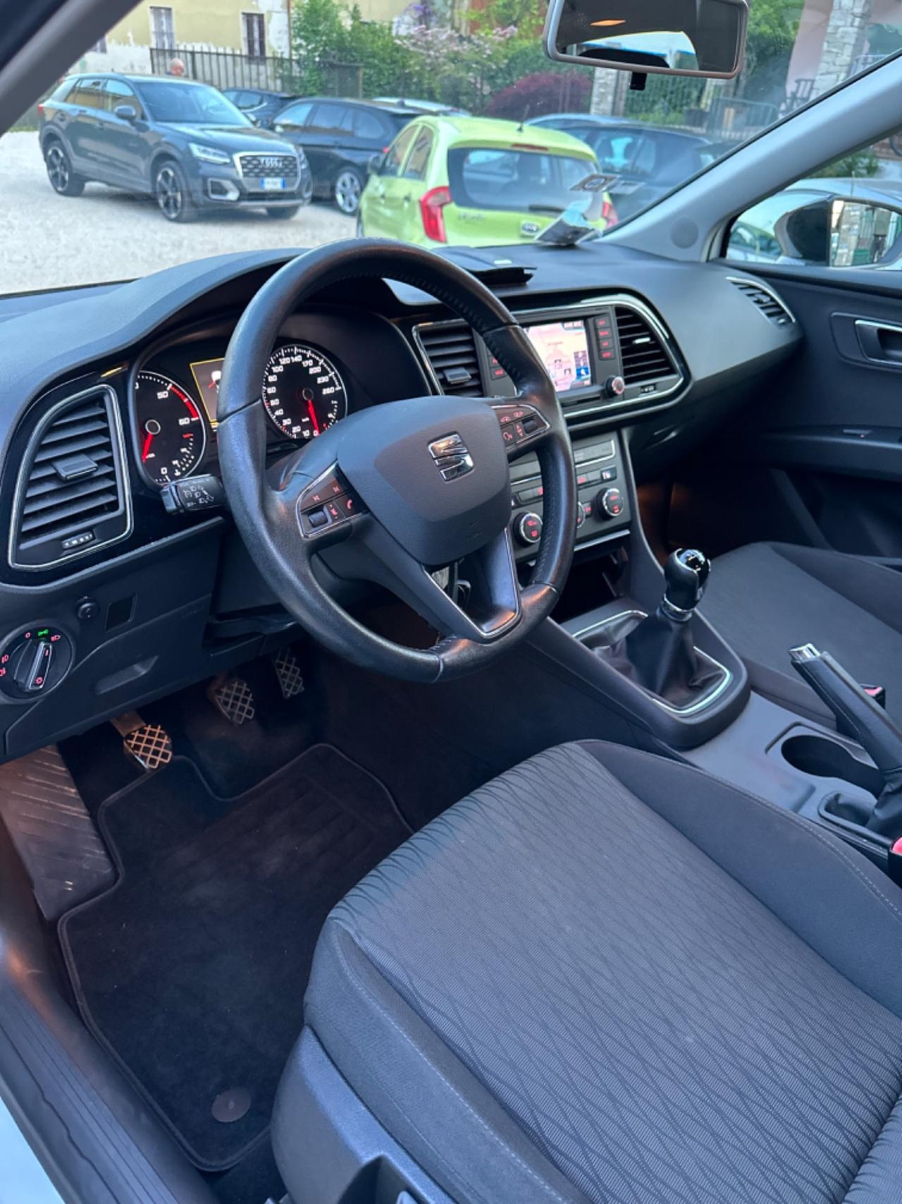 Seat LEON 1.6 TDI 105 CV 5p. STYLE KMCERT UNICOPR