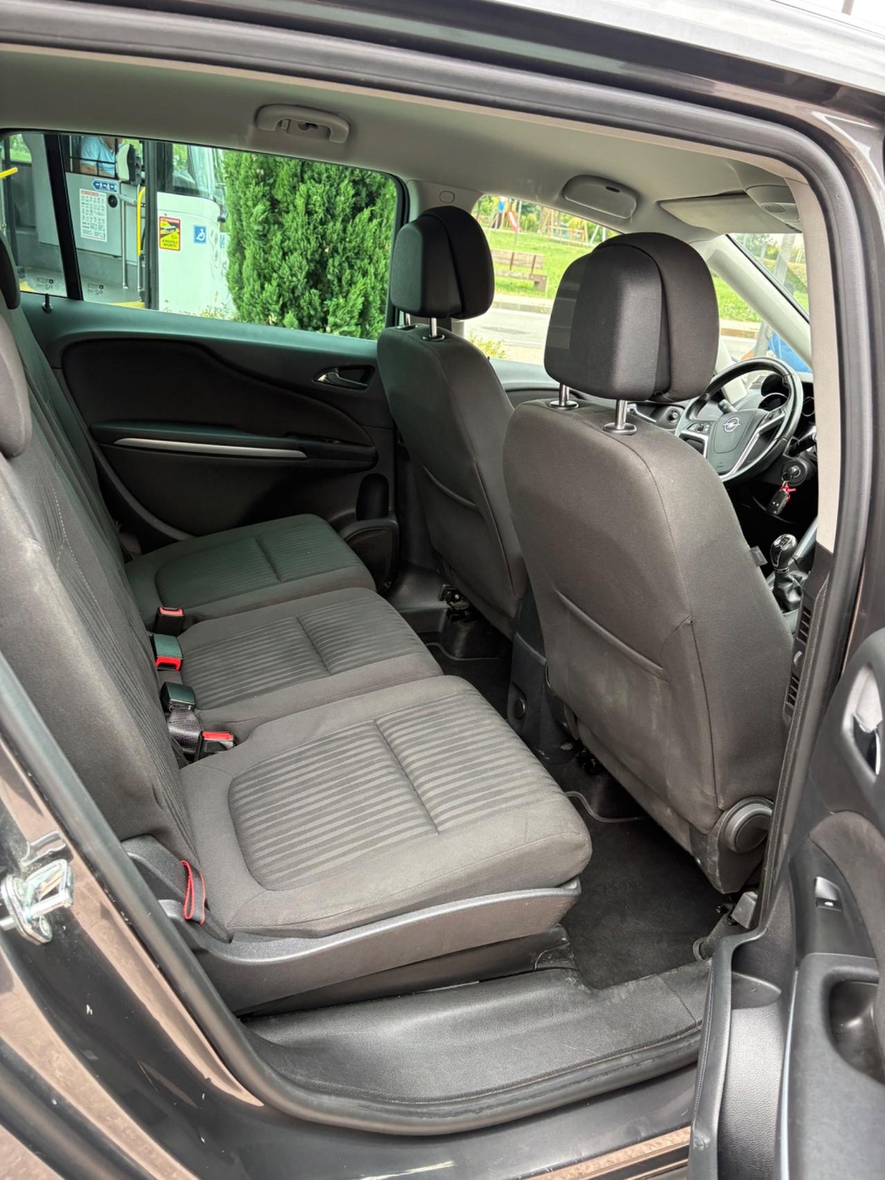 Opel Zafira 2.0 CDTi 130CV 7 posti pronta uso