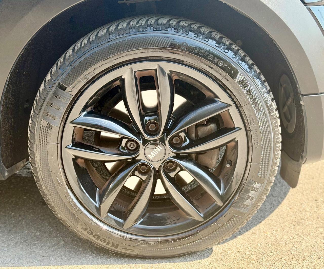 Mini Cooper Countryman 2014 1.6 benzina km 117,000 ok neopatentati