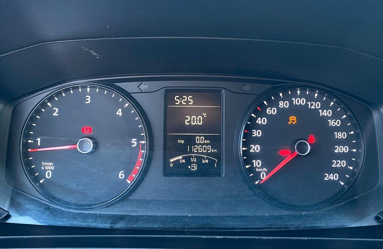 Volkswagen Transporter Business 2.0 TDI 102CV Autocarro 100% detraibile