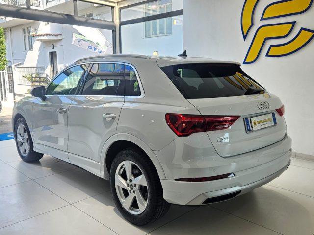AUDI Q3 35 TDI S tronic Business Advanced da ?349,00 mensi