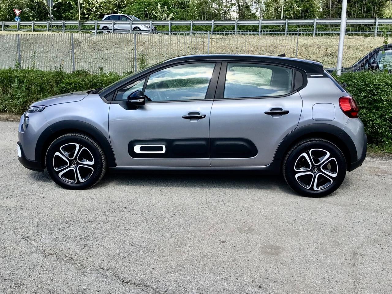 Citroen C3 PureTech 83 Cv Shine