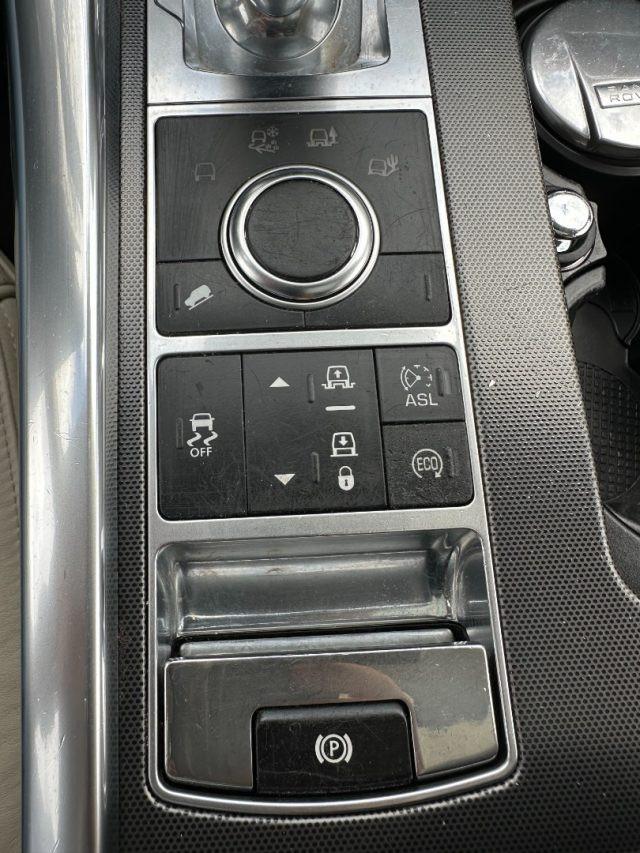 LAND ROVER Range Rover Sport 3.0 TDV6 HSE Dynamic 7 POSTI